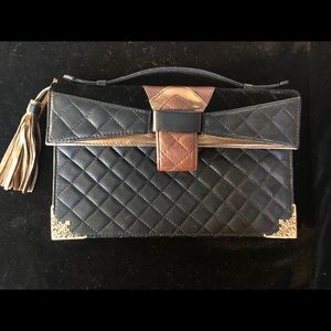 Helene Angeli clutch bag